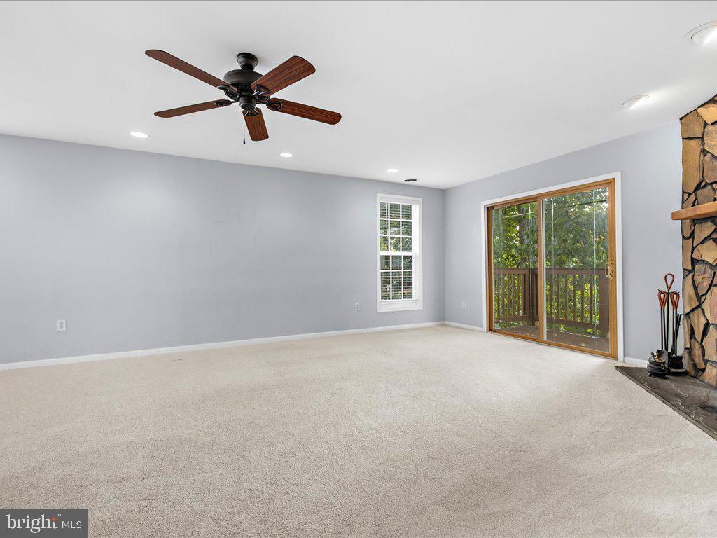 SELBY ON THE BAY - Residential