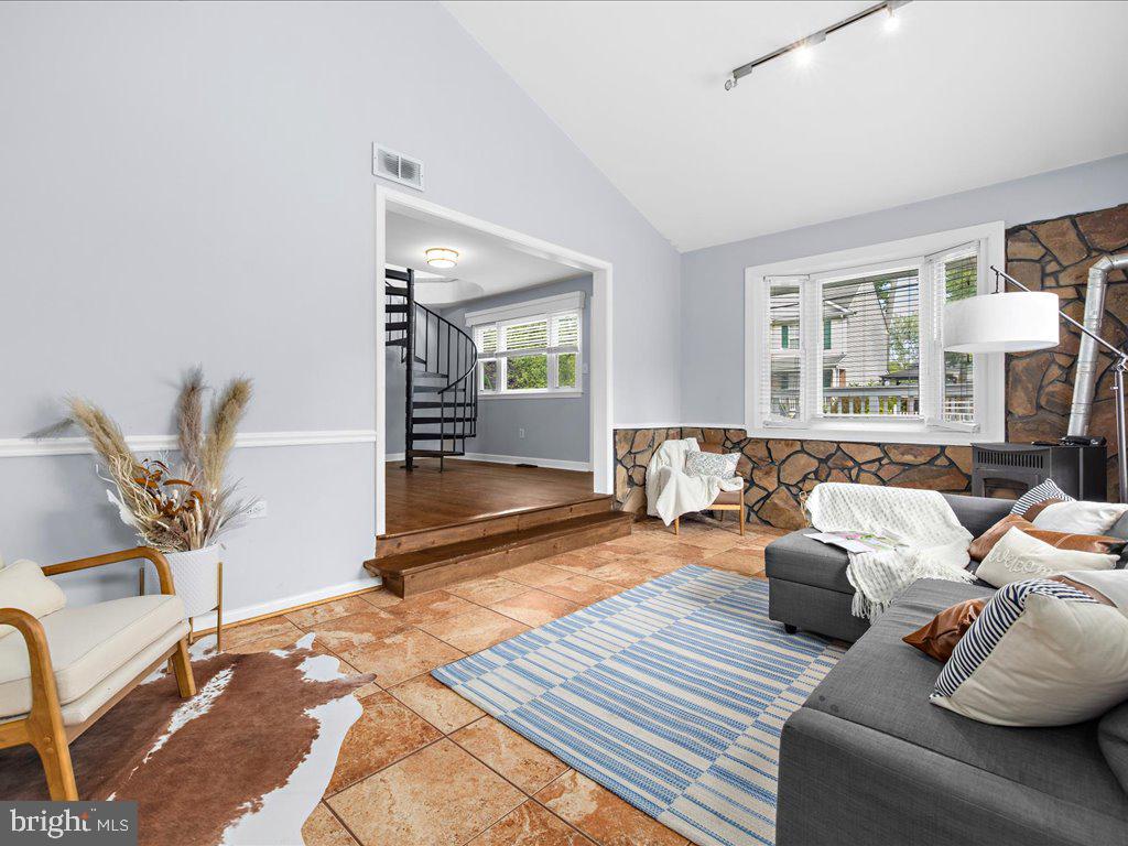 SELBY ON THE BAY - Residential