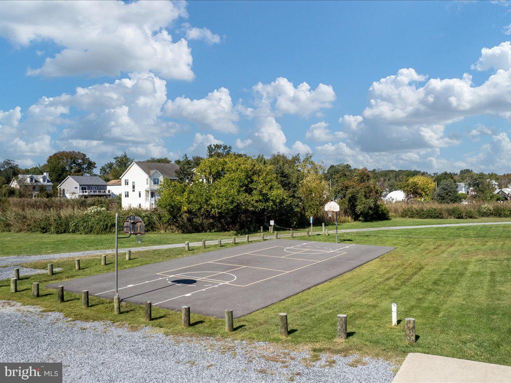 SELBY ON THE BAY - Residential