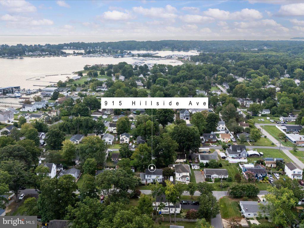 SELBY ON THE BAY - Residential