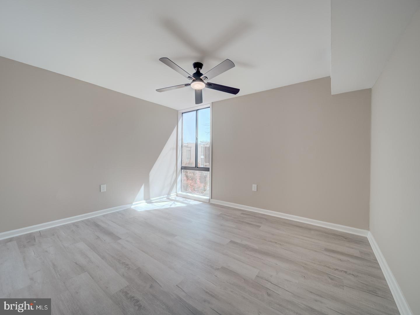 CHELSEA WOODS-PHASE 3> - Residential