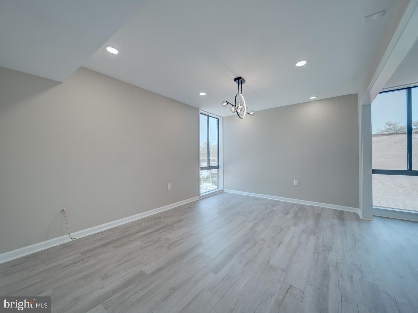 CHELSEA WOODS-PHASE 3> - Residential