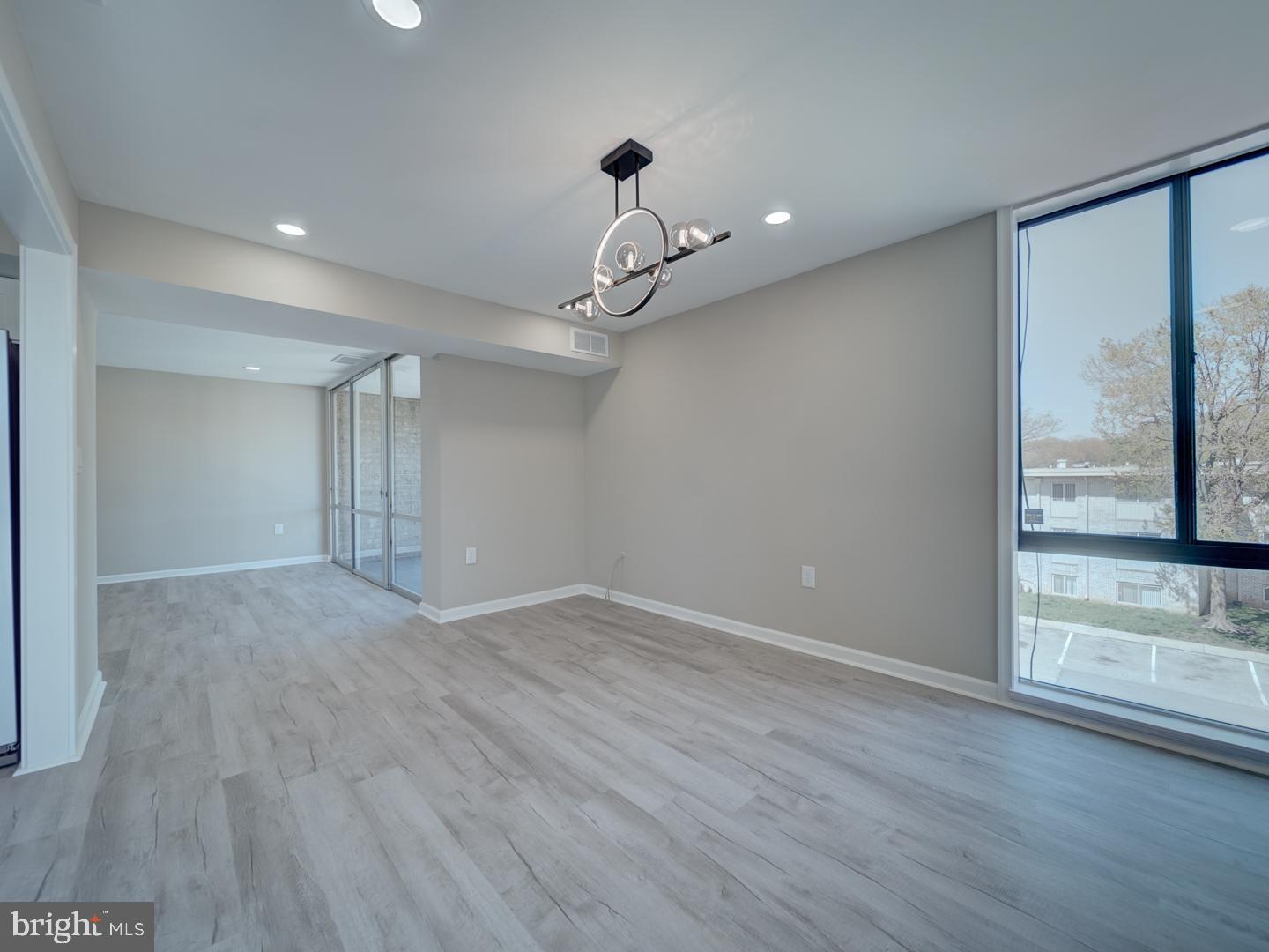 CHELSEA WOODS-PHASE 3> - Residential