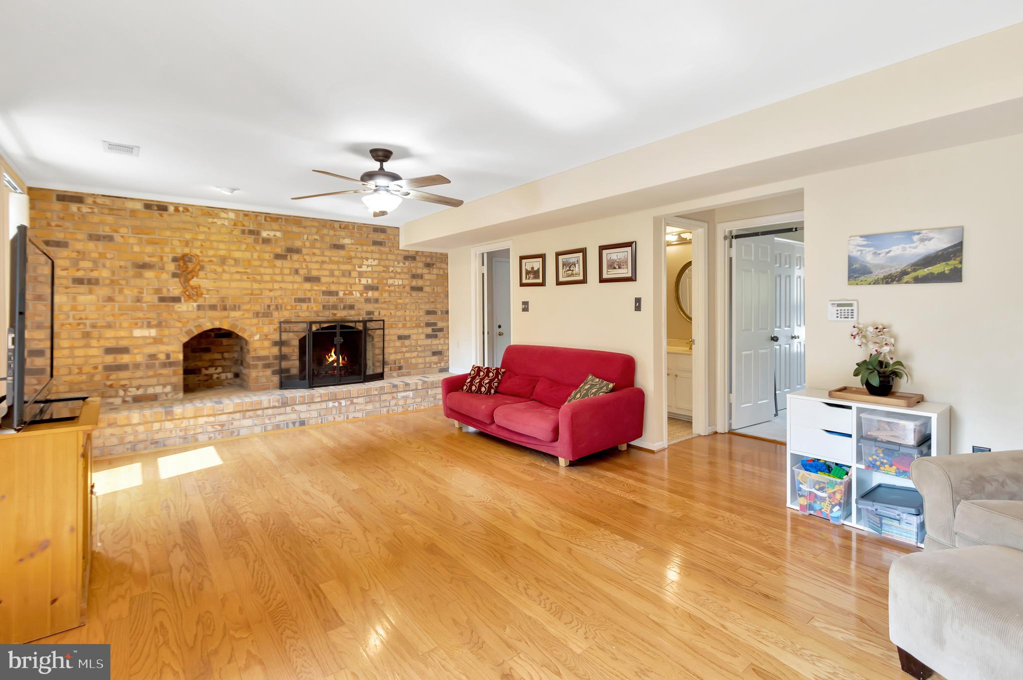 ASHLEY ESTATES - Residential Lease