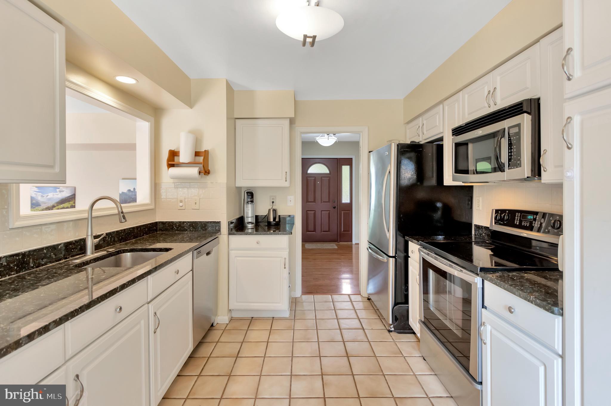 ASHLEY ESTATES - Residential Lease