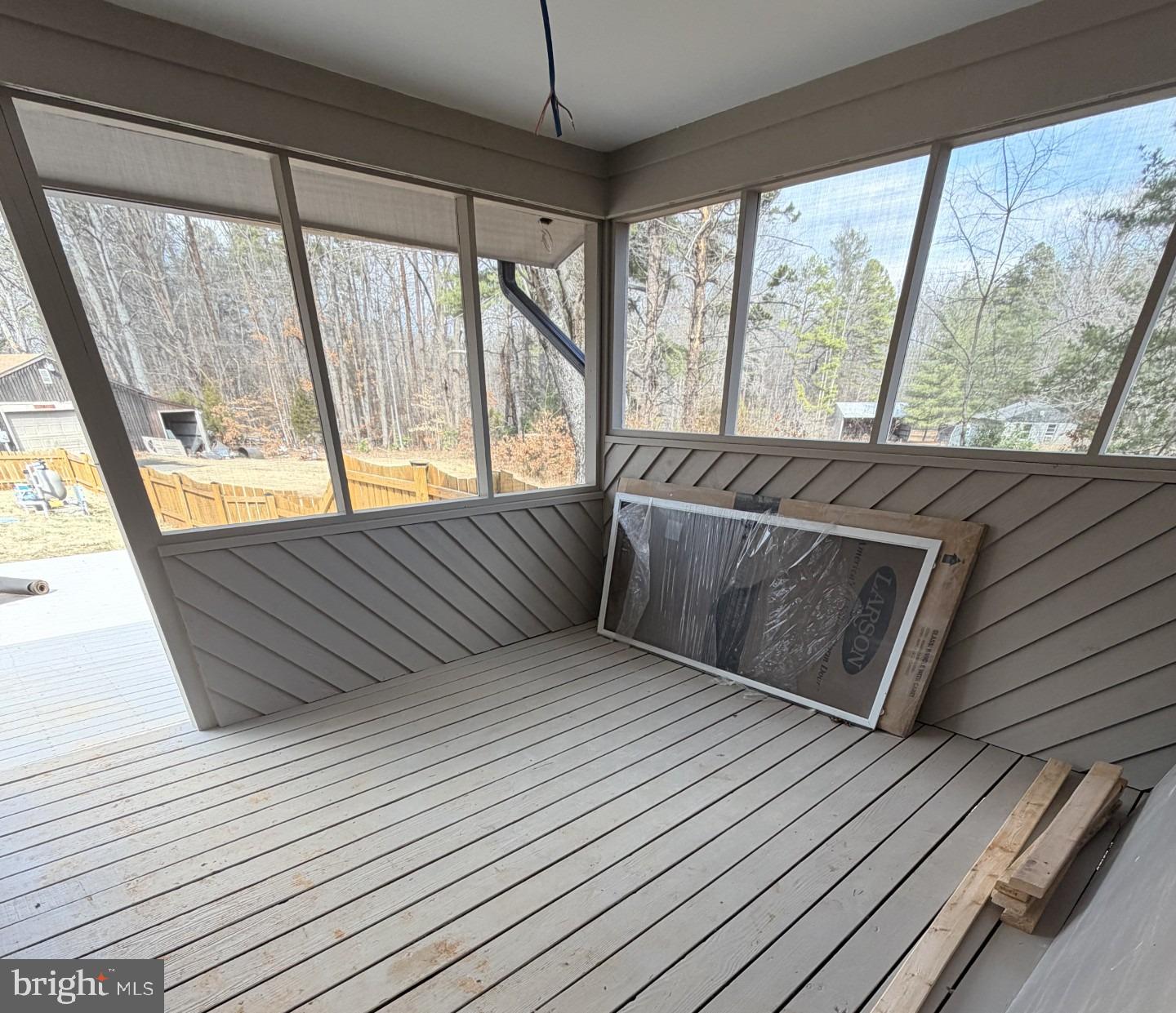 1011 LAKE MONTICELLO ROAD