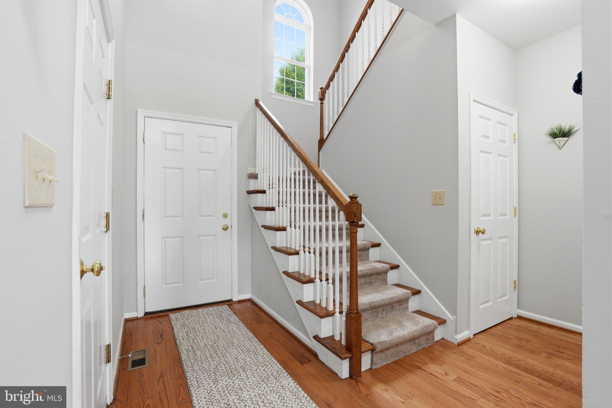 526 CLEARVIEW DRIVE