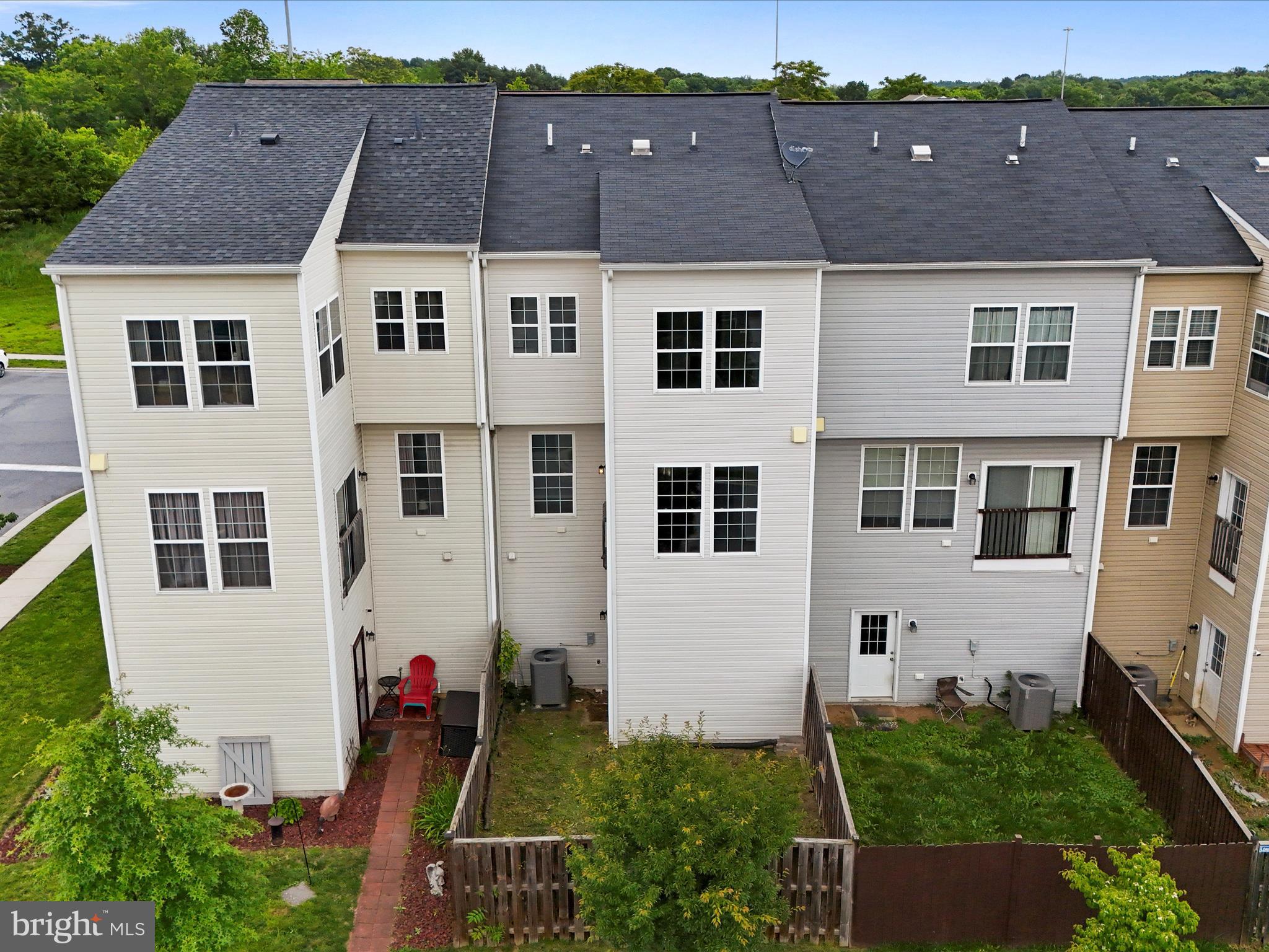 RIVERSIDE VILLAGES - Residential