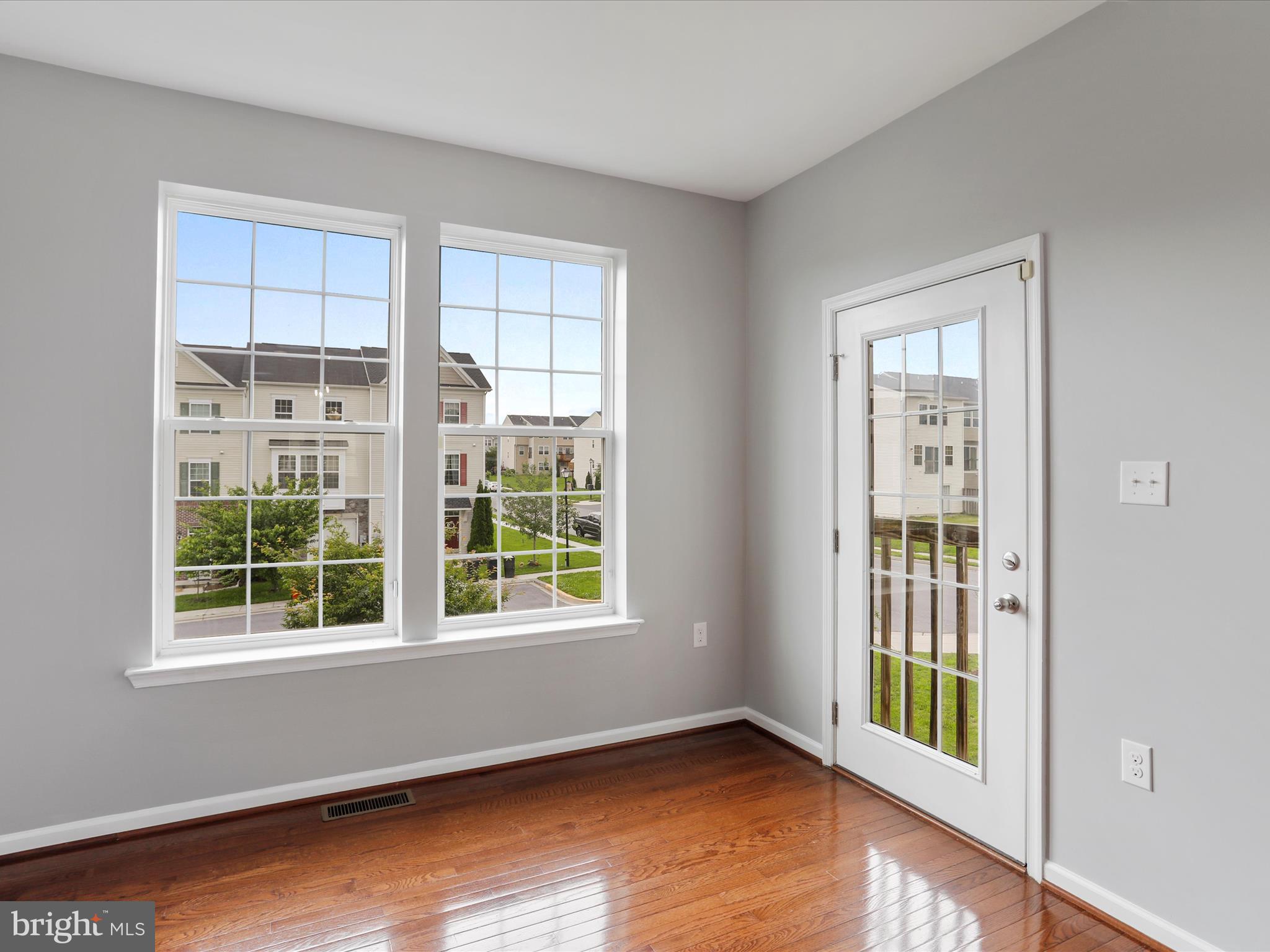 RIVERSIDE VILLAGES - Residential