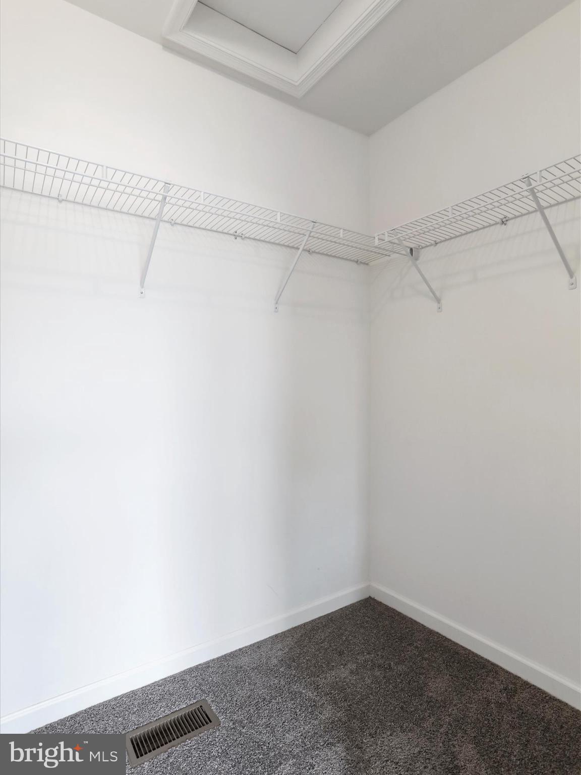 RIVERSIDE VILLAGES - Residential