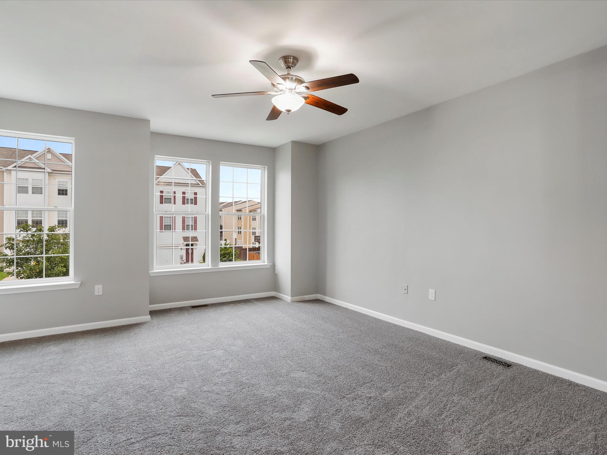 RIVERSIDE VILLAGES - Residential