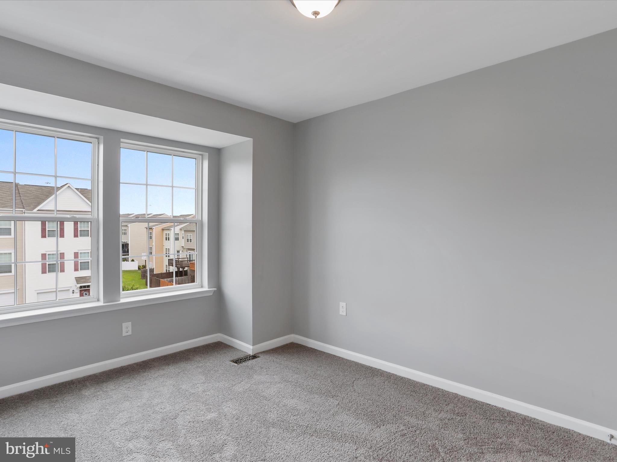 RIVERSIDE VILLAGES - Residential