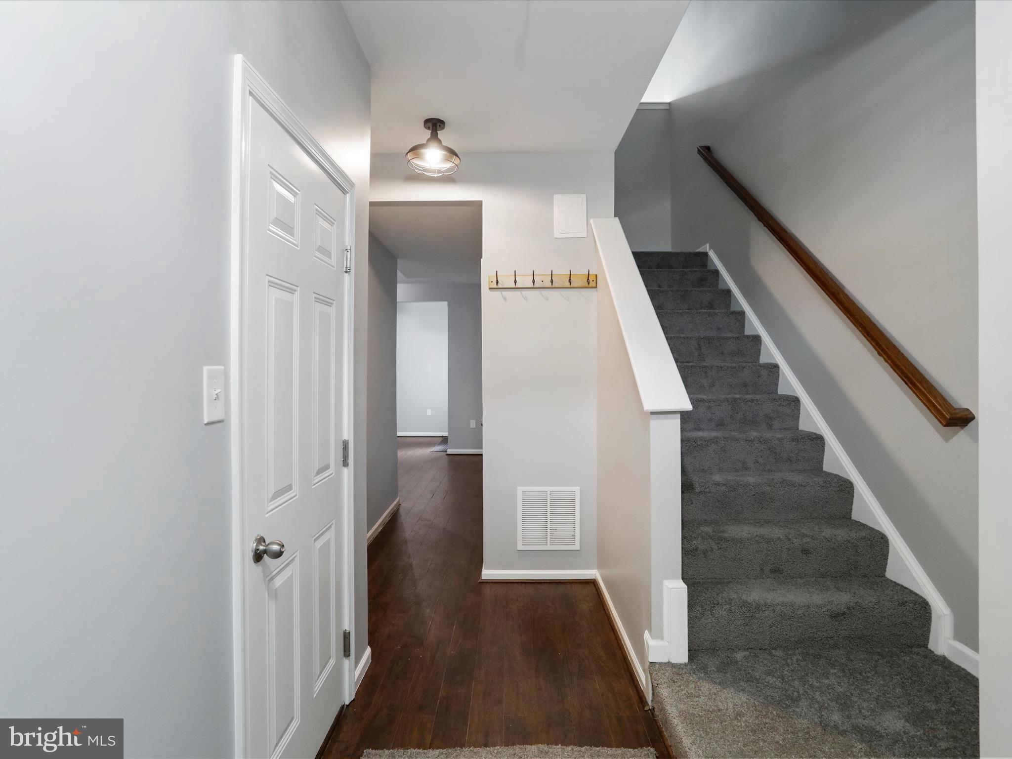 RIVERSIDE VILLAGES - Residential