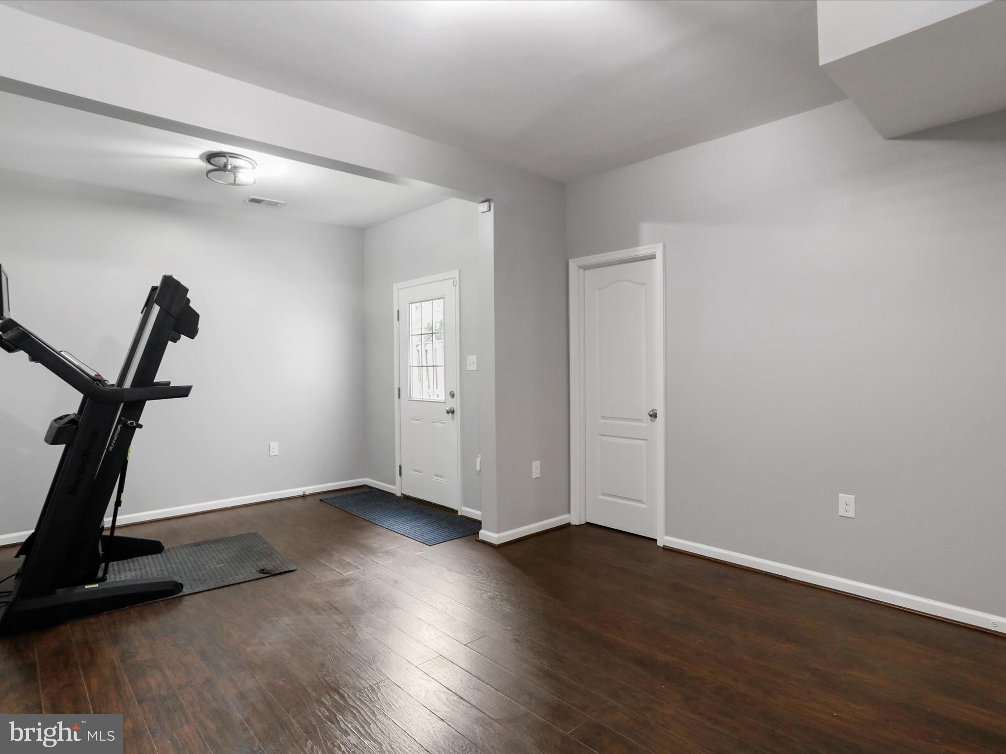 RIVERSIDE VILLAGES - Residential