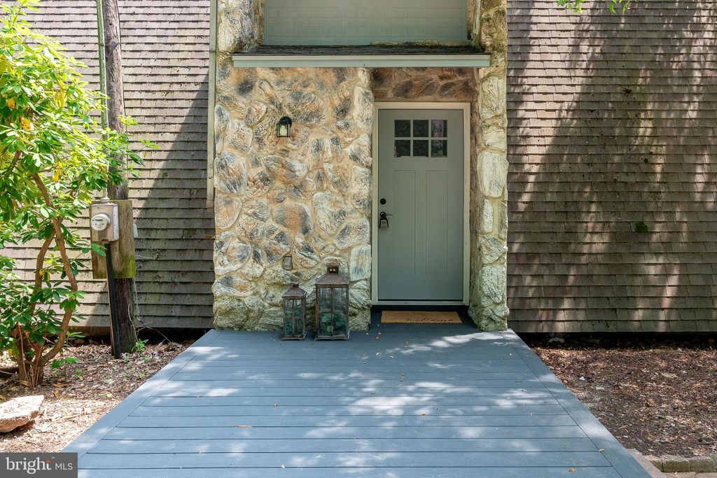 Photo of 456 YELLOW HILL RD, NARVON, PA 17555 (MLS # PALA2036764)