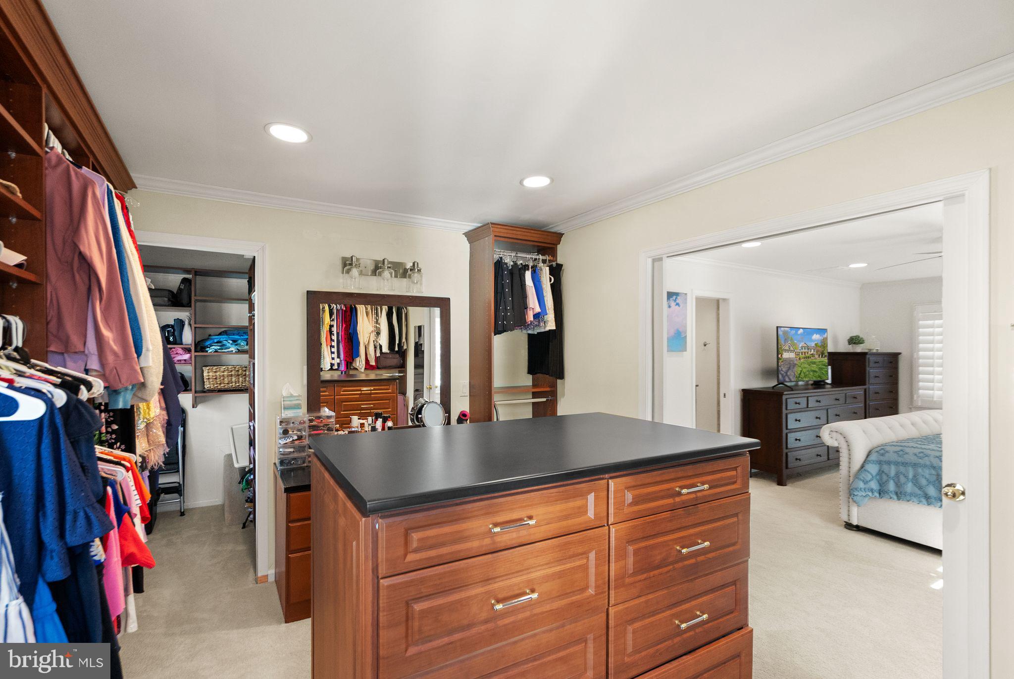 FOXVALE - Residential