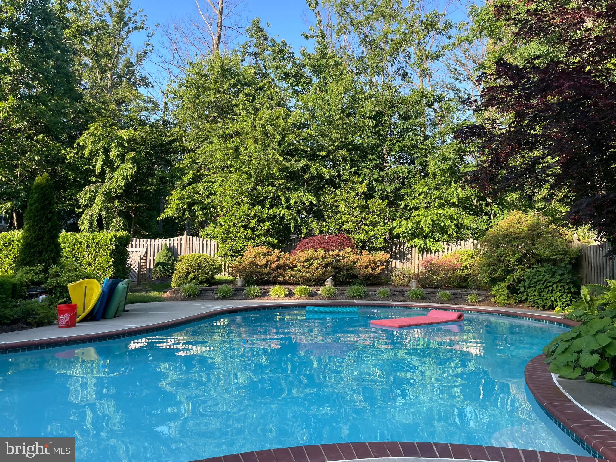 FOXVALE - Residential