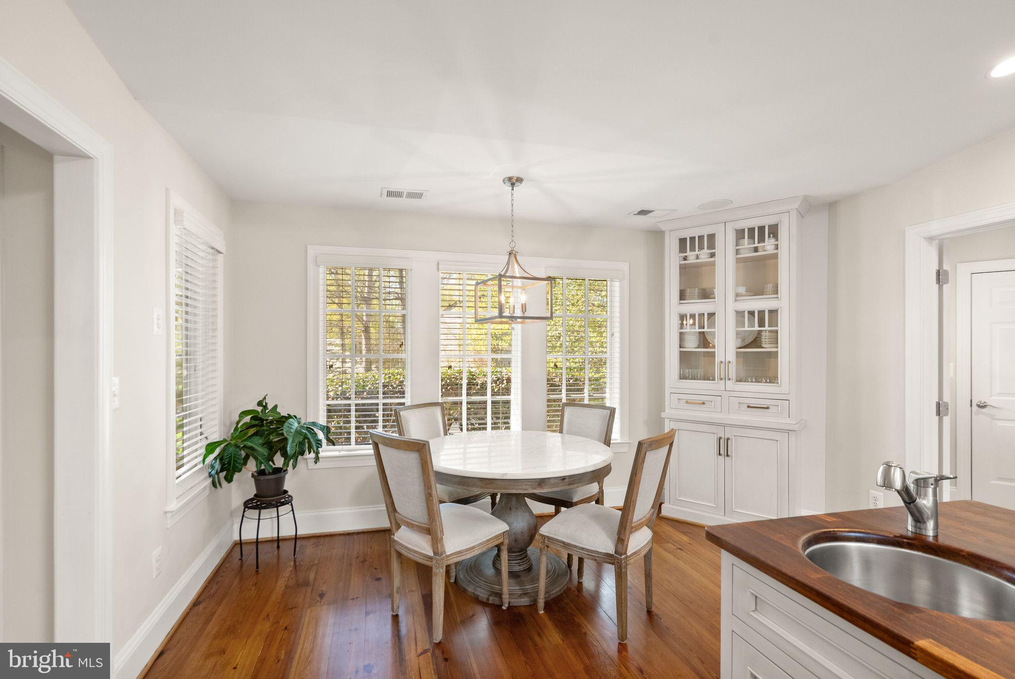 FOXVALE - Residential