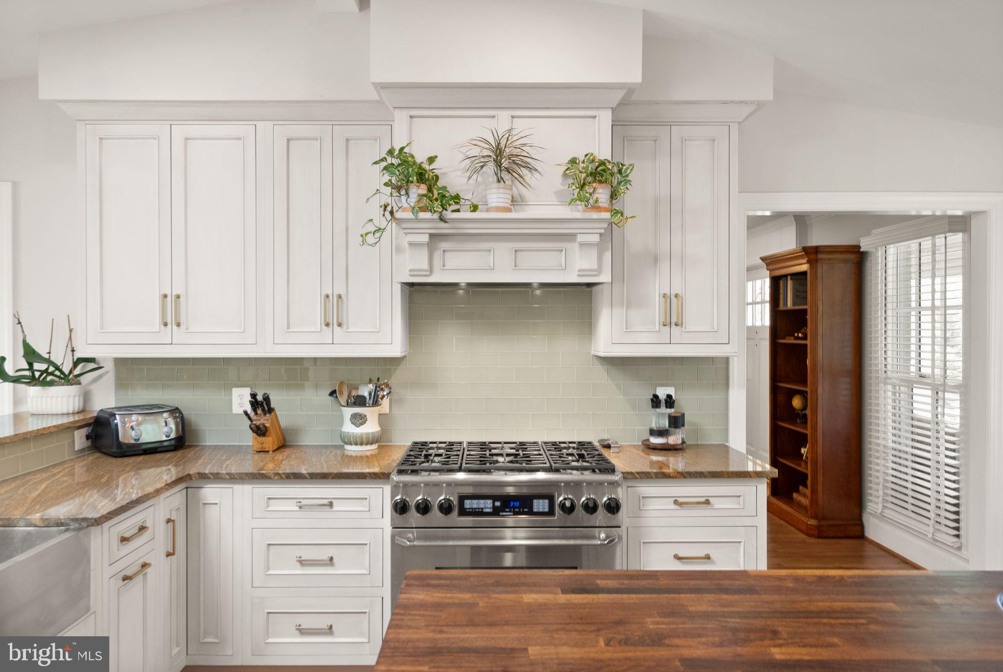 FOXVALE - Residential