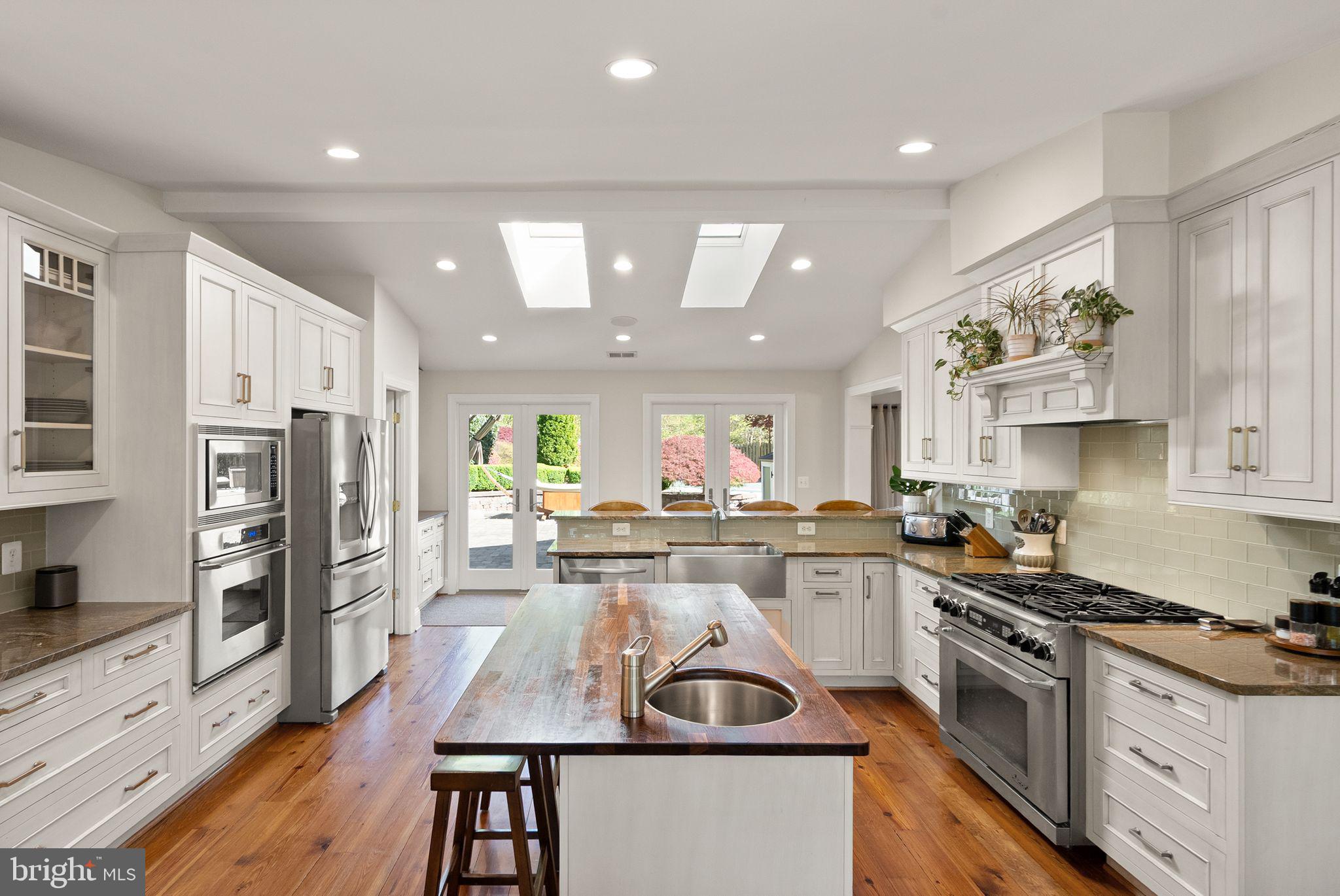 FOXVALE - Residential