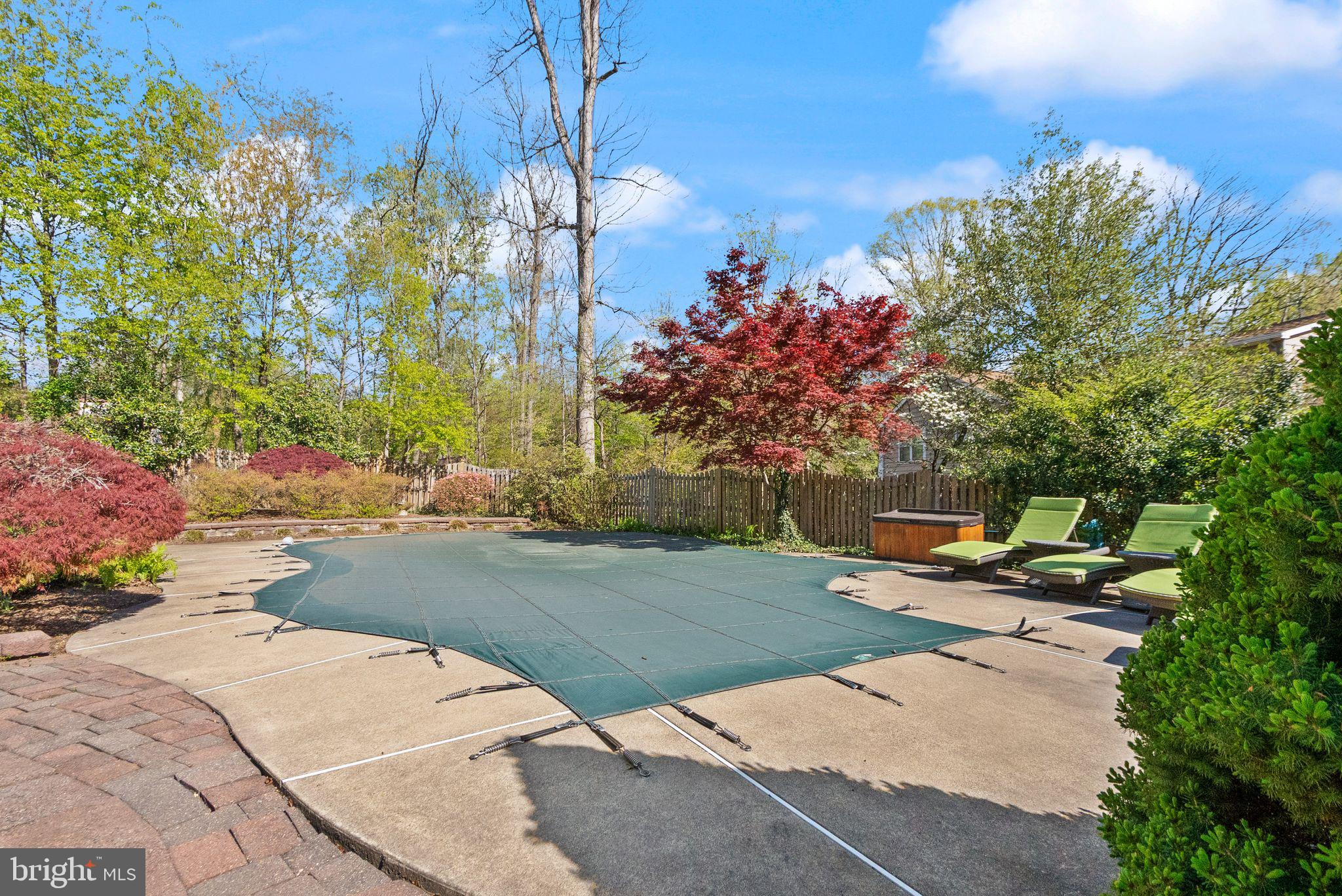 FOXVALE - Residential