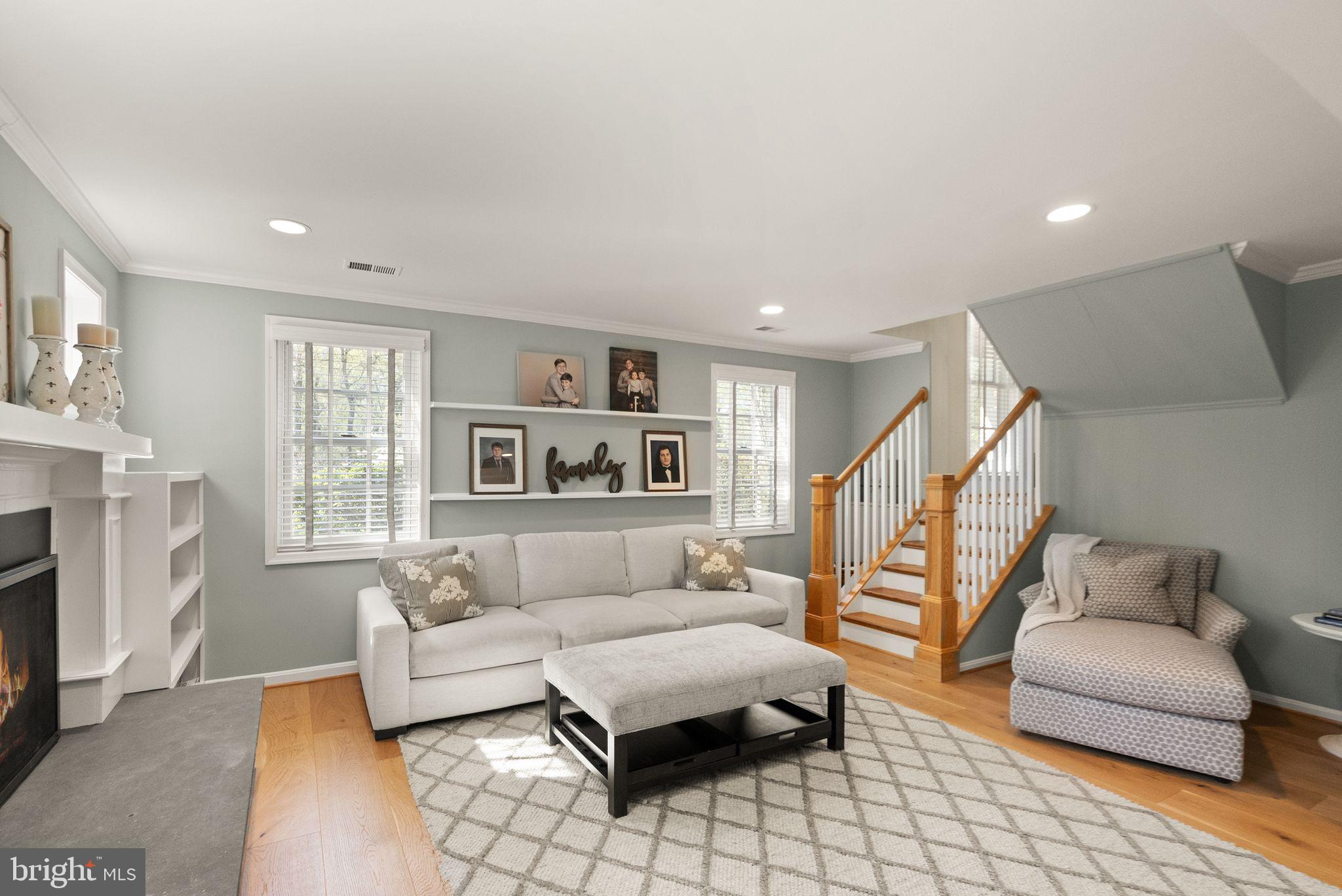 FOXVALE - Residential