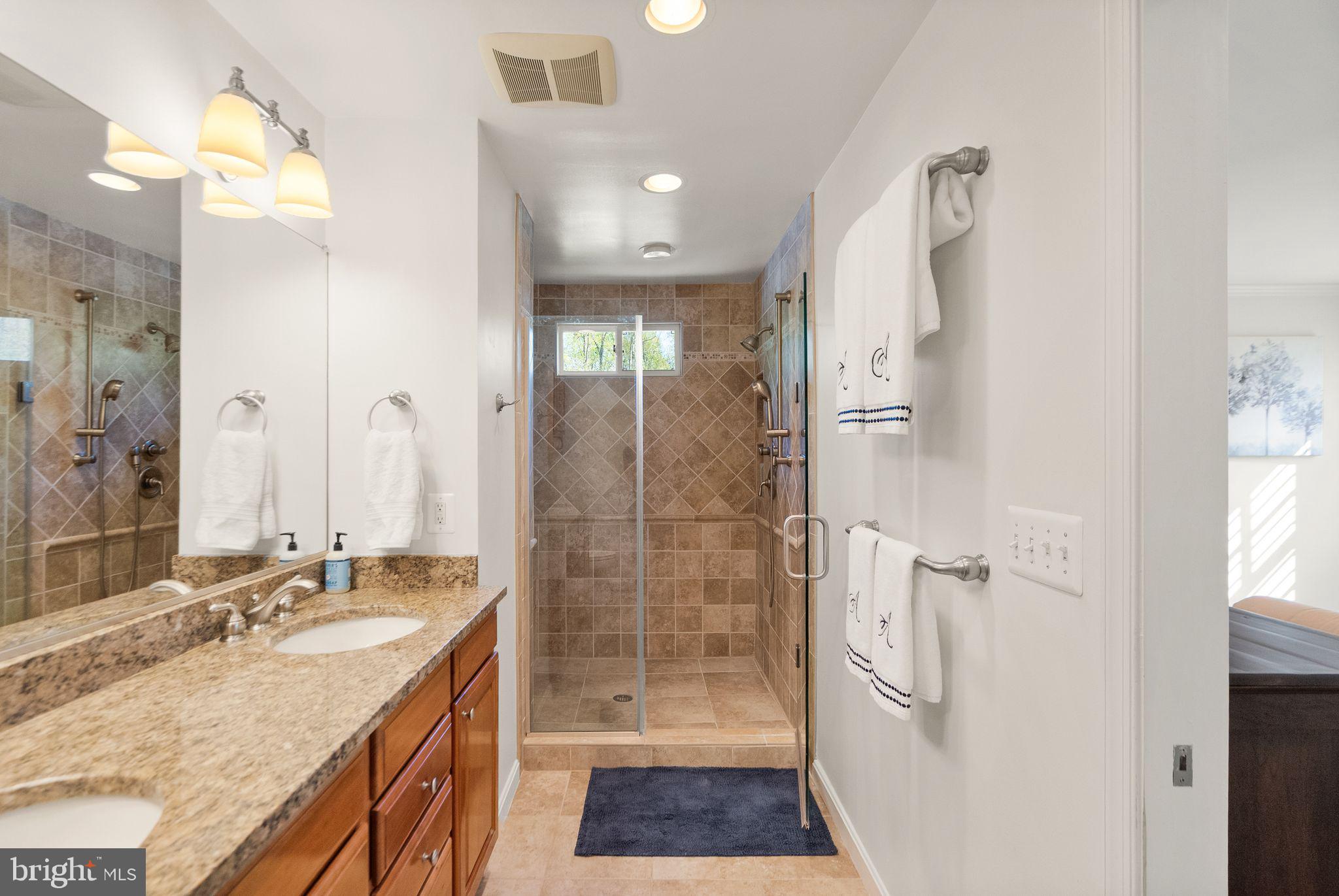 FOXVALE - Residential