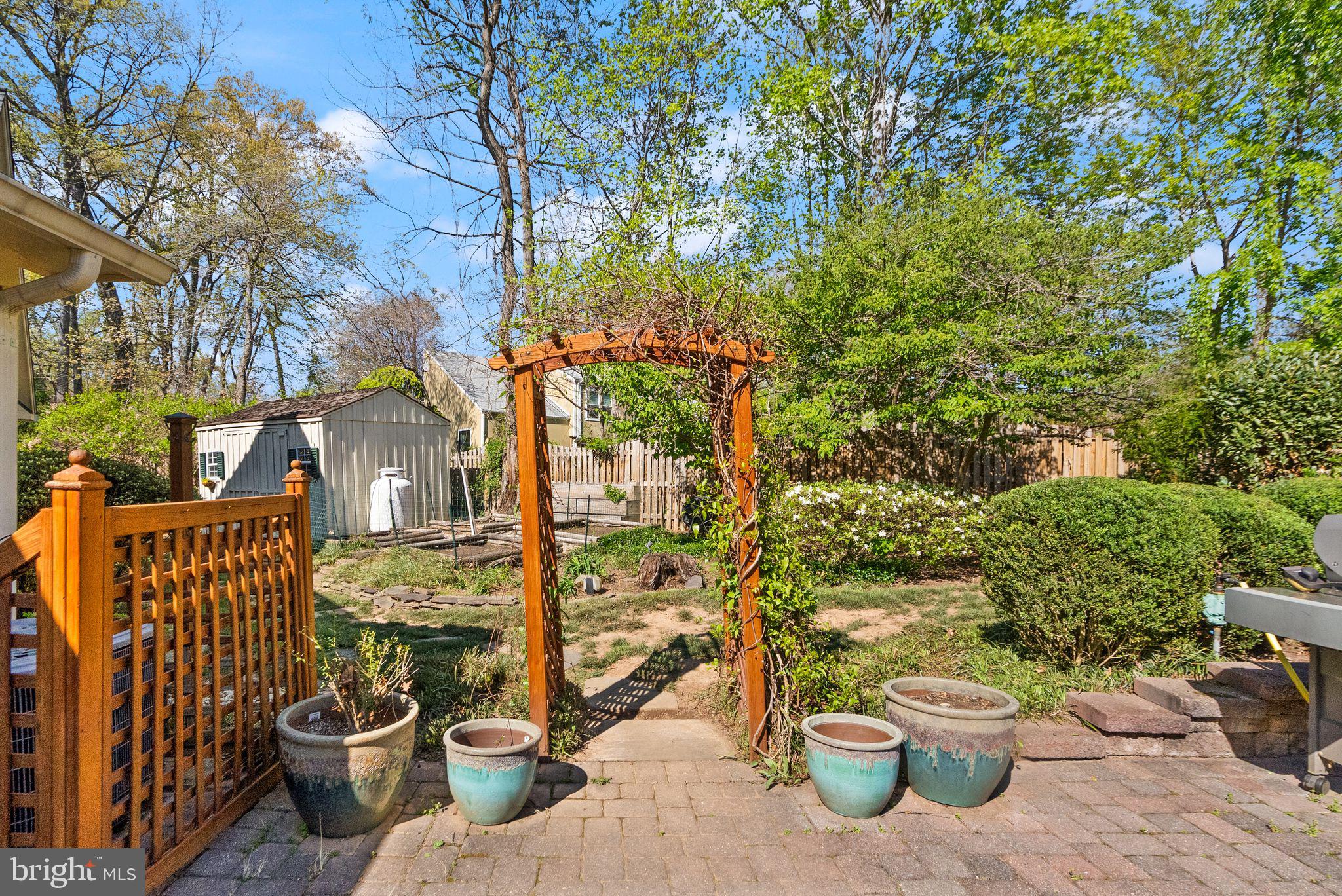 FOXVALE - Residential