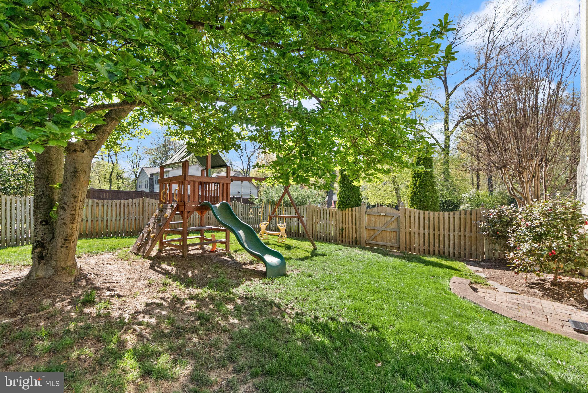 FOXVALE - Residential