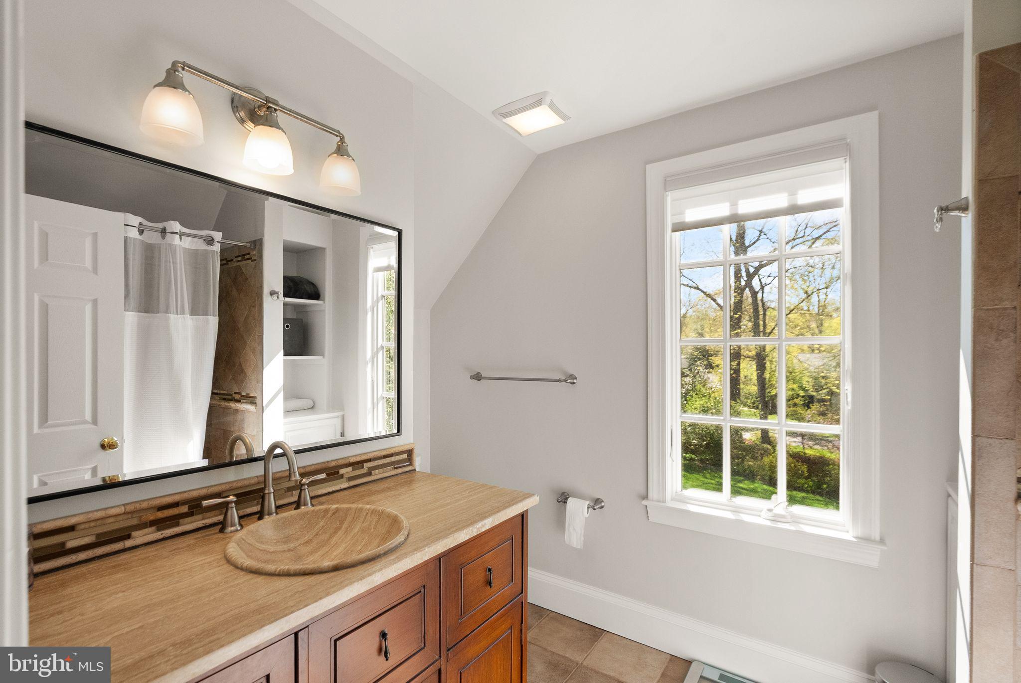 FOXVALE - Residential