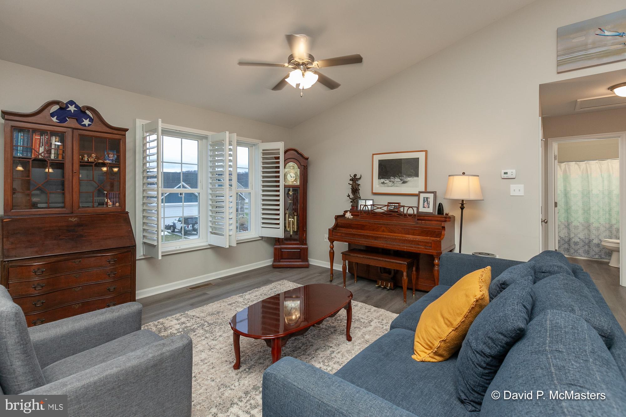 RED HILL - Residential