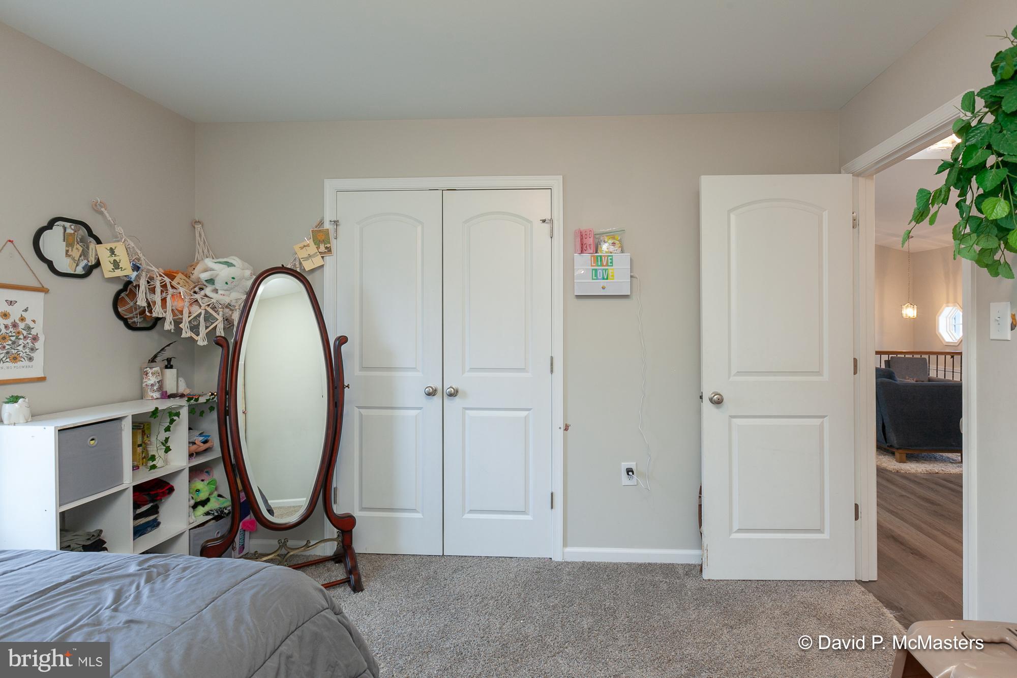 RED HILL - Residential