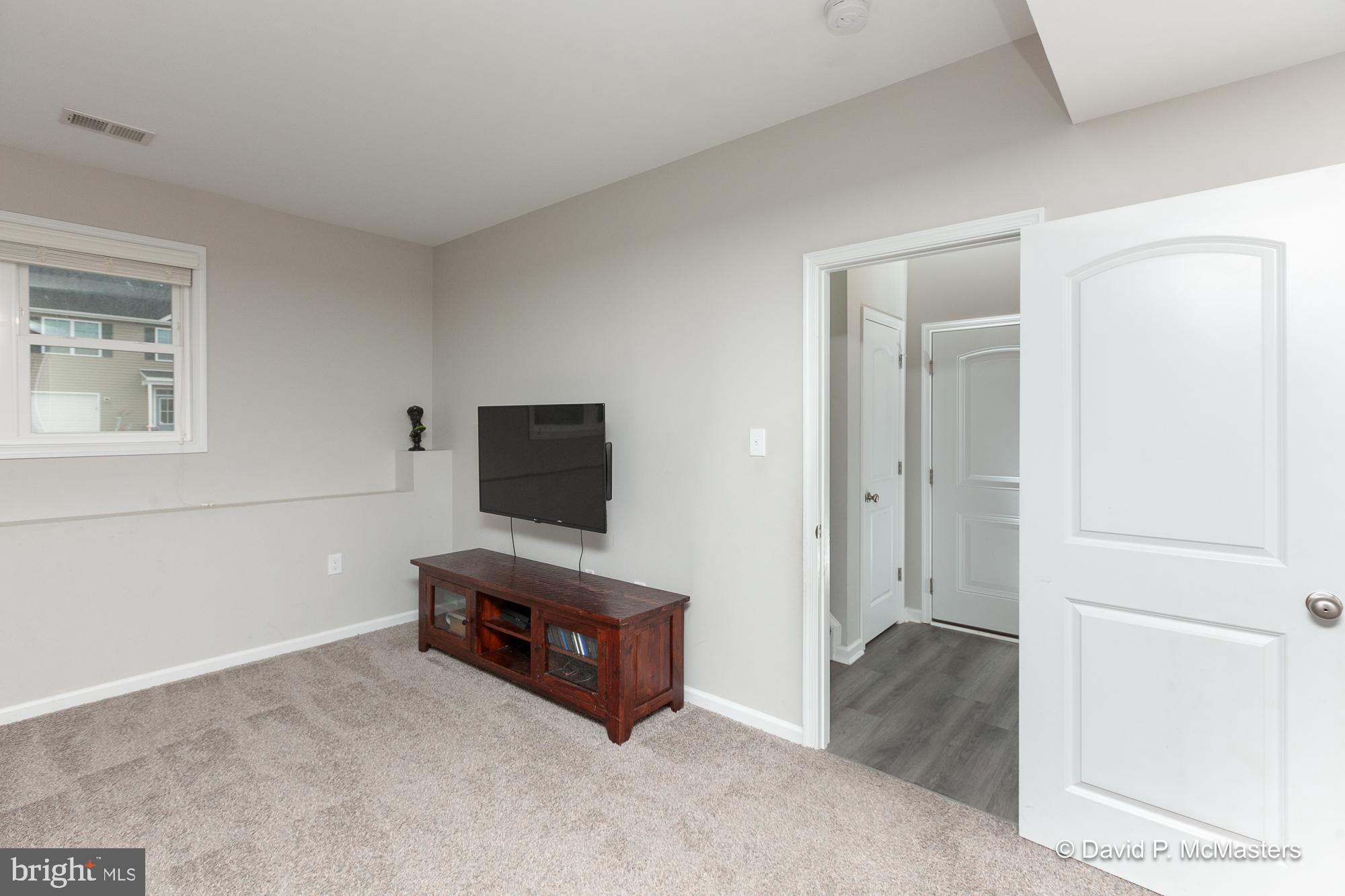 RED HILL - Residential