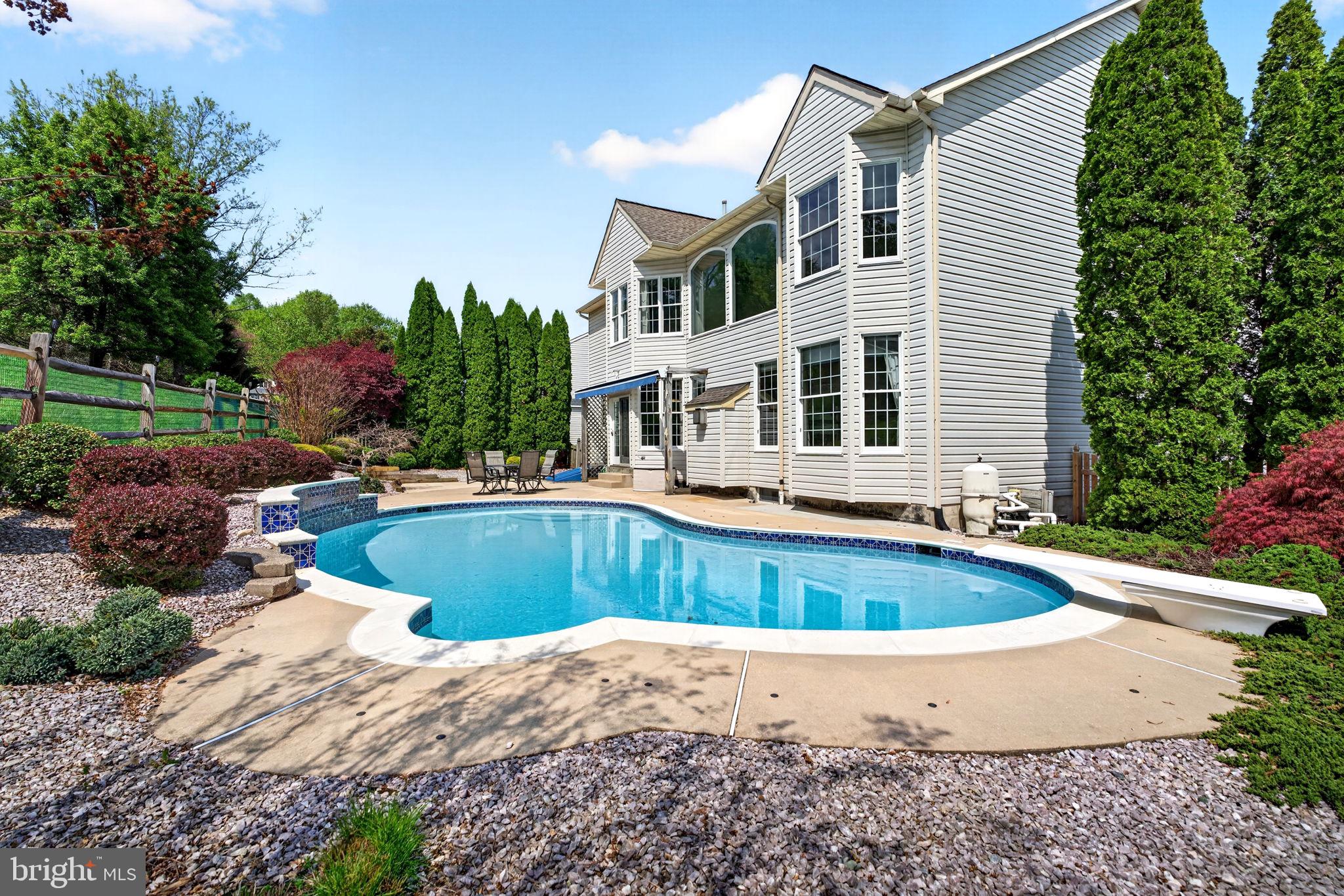 PLUMTREE ESTATES - Residential