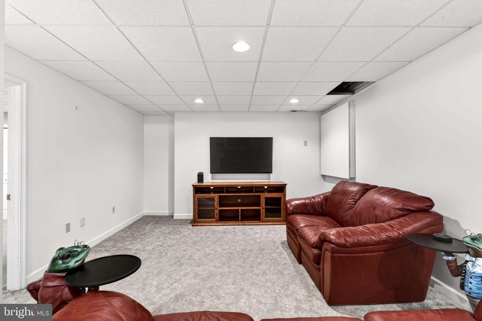 PLUMTREE ESTATES - Residential