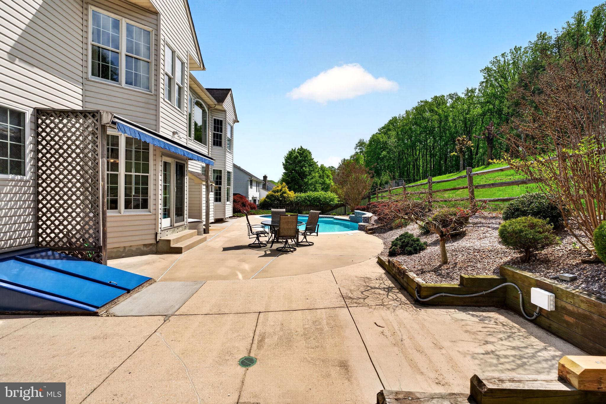PLUMTREE ESTATES - Residential