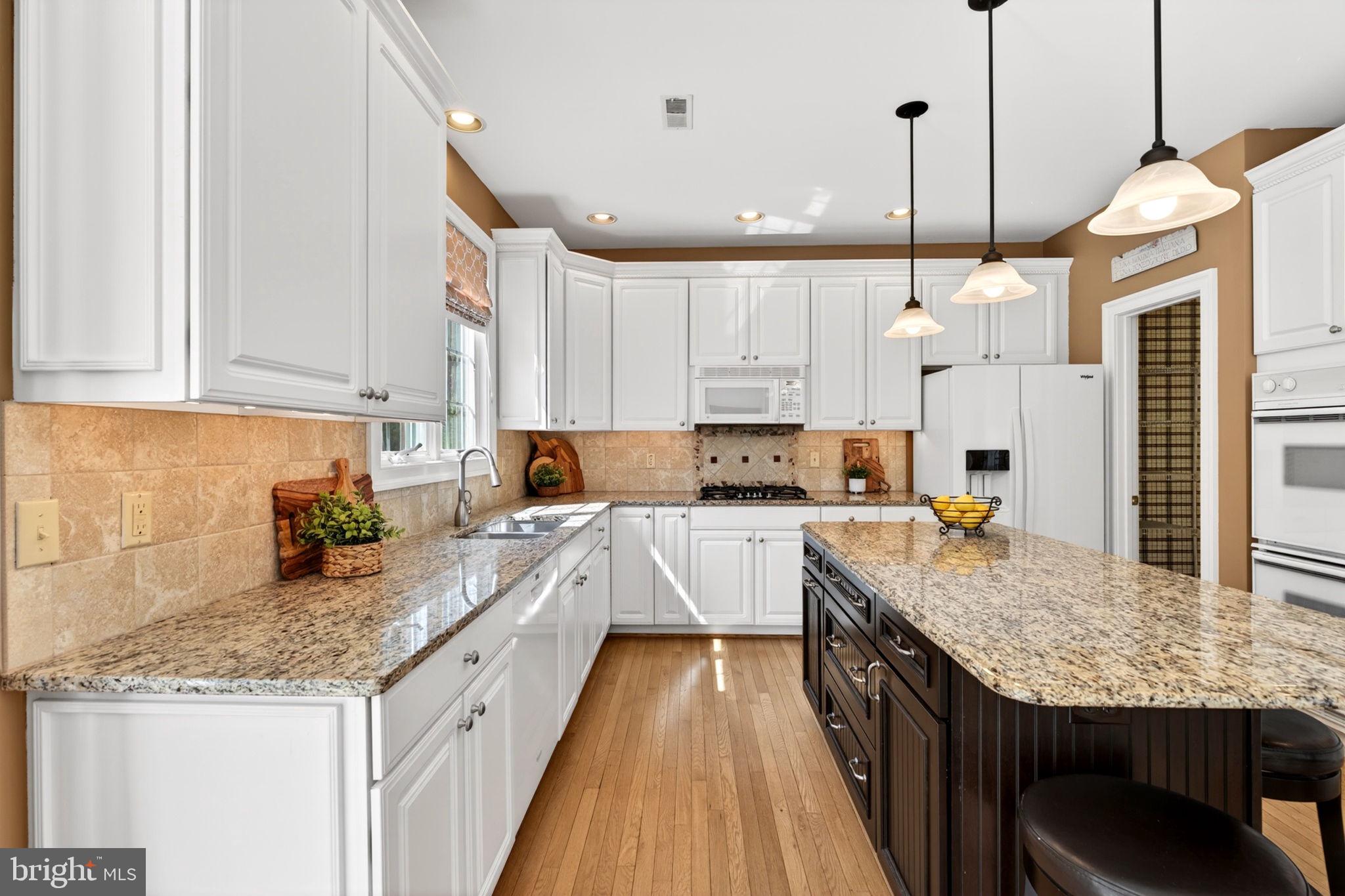 PLUMTREE ESTATES - Residential