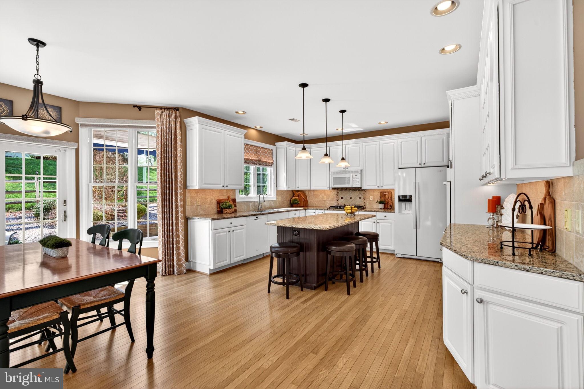 PLUMTREE ESTATES - Residential