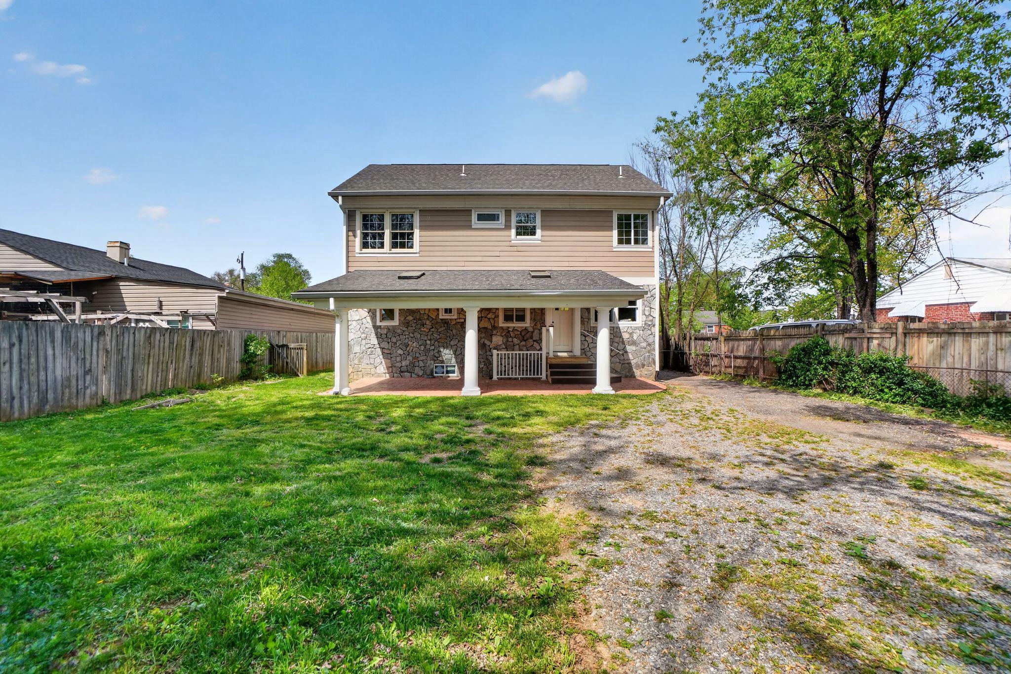 UNIVERSITY GARDENS - Residential