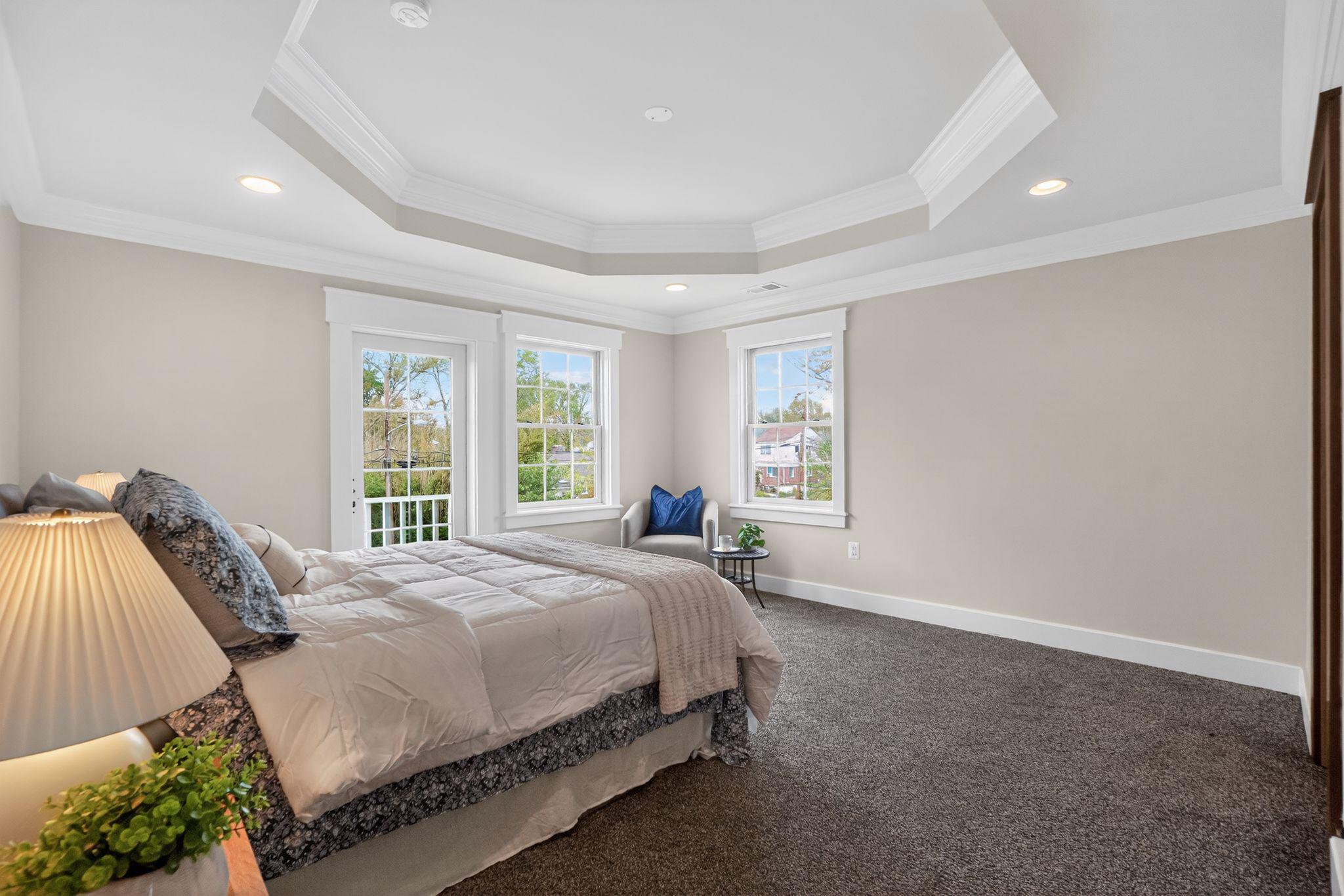 UNIVERSITY GARDENS - Residential