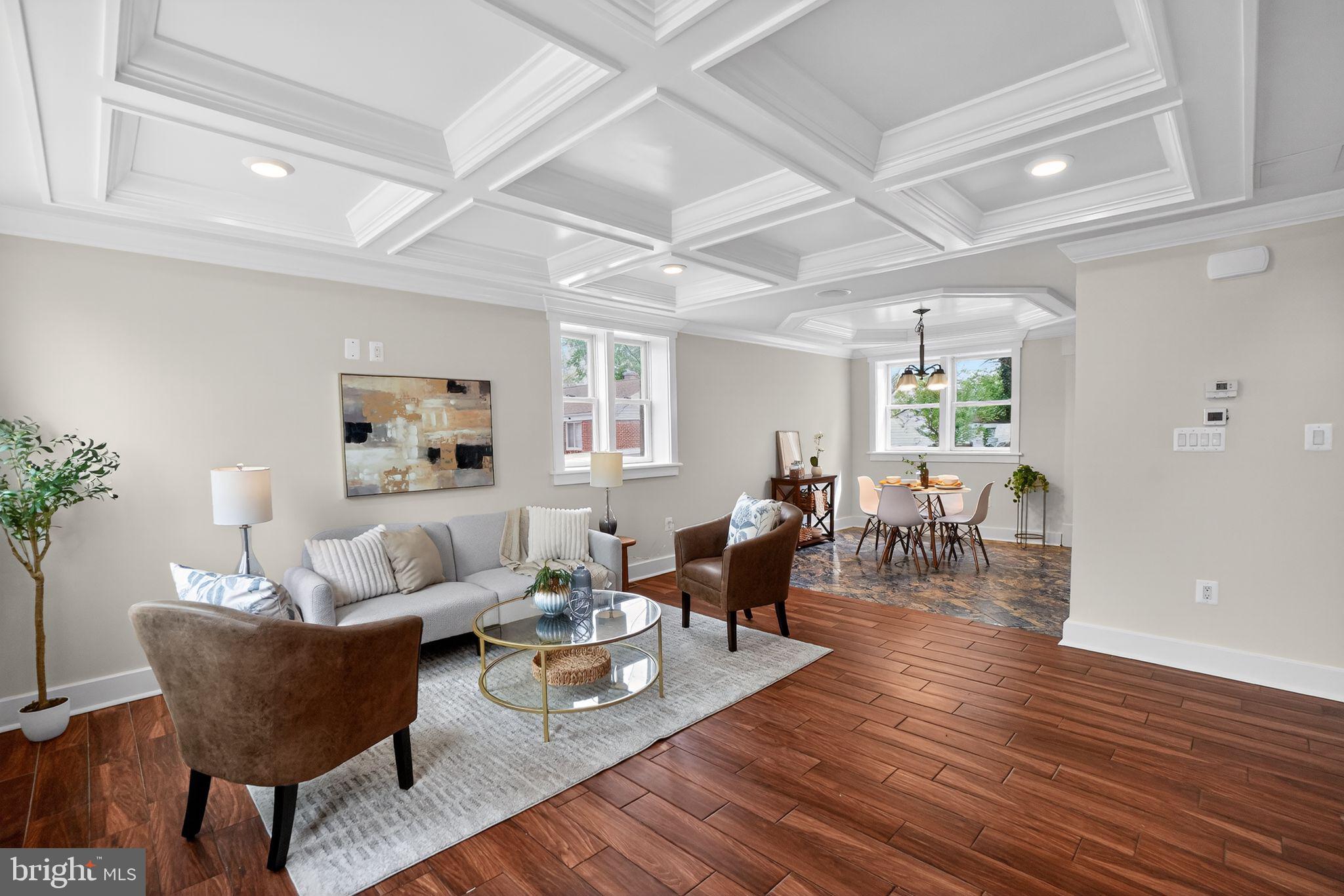 UNIVERSITY GARDENS - Residential