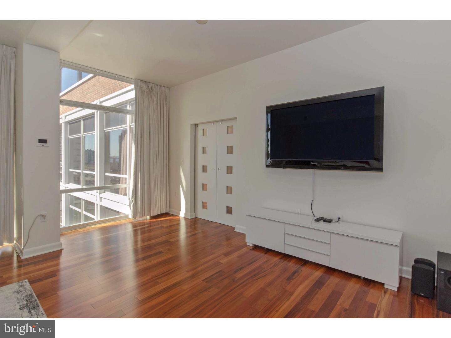 OLD CITY - Residential