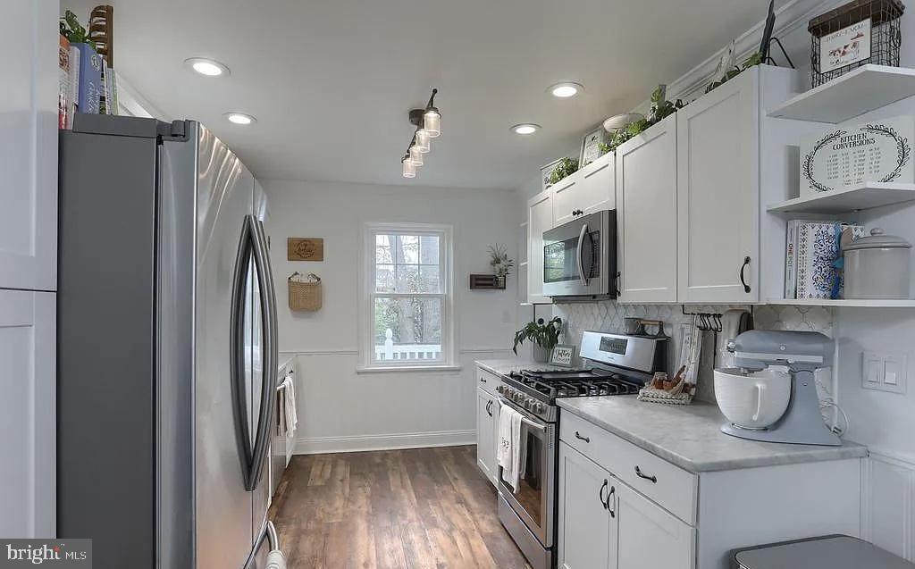 NONE AVAILABLE - Residential Lease