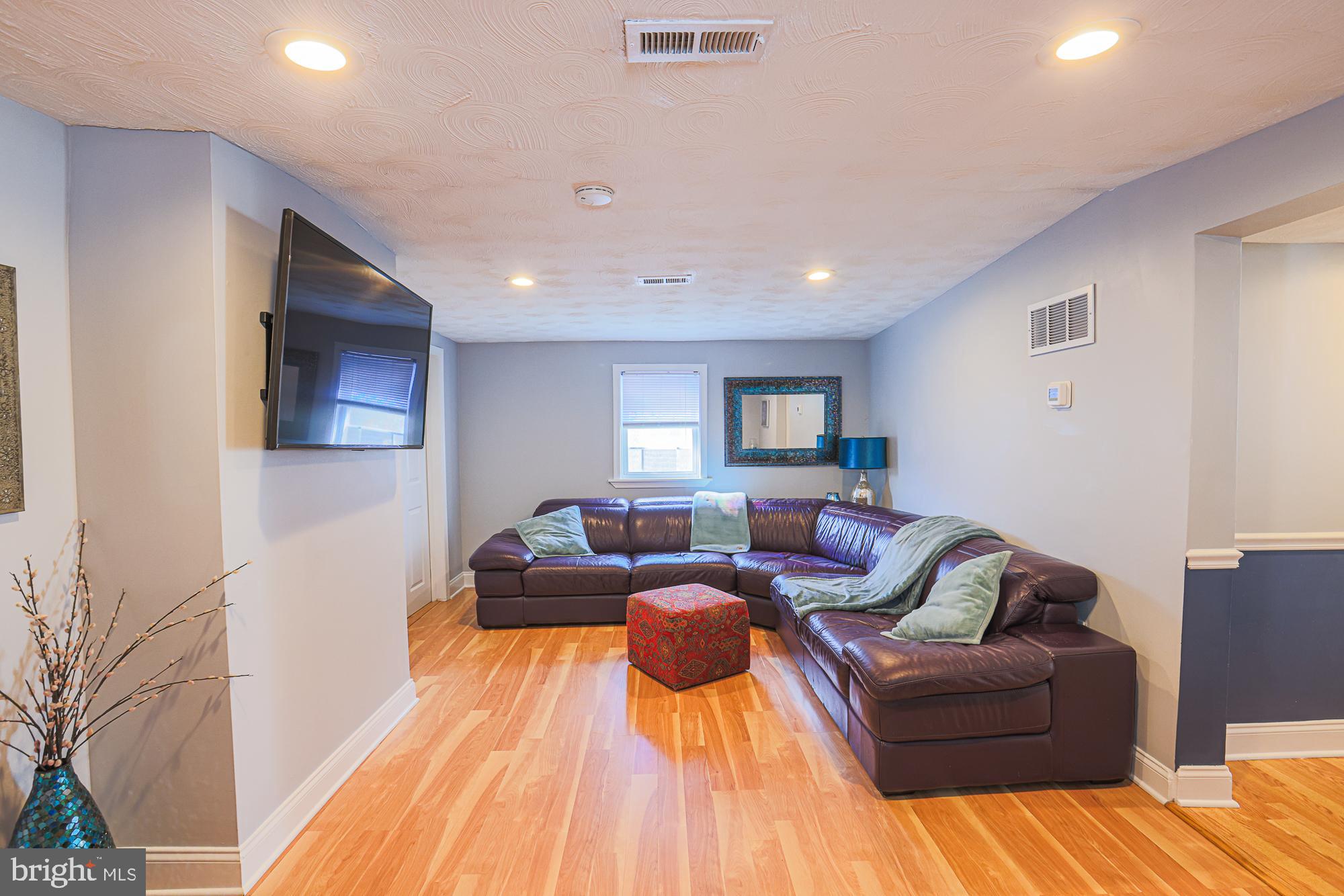 EDGEMERE - Residential