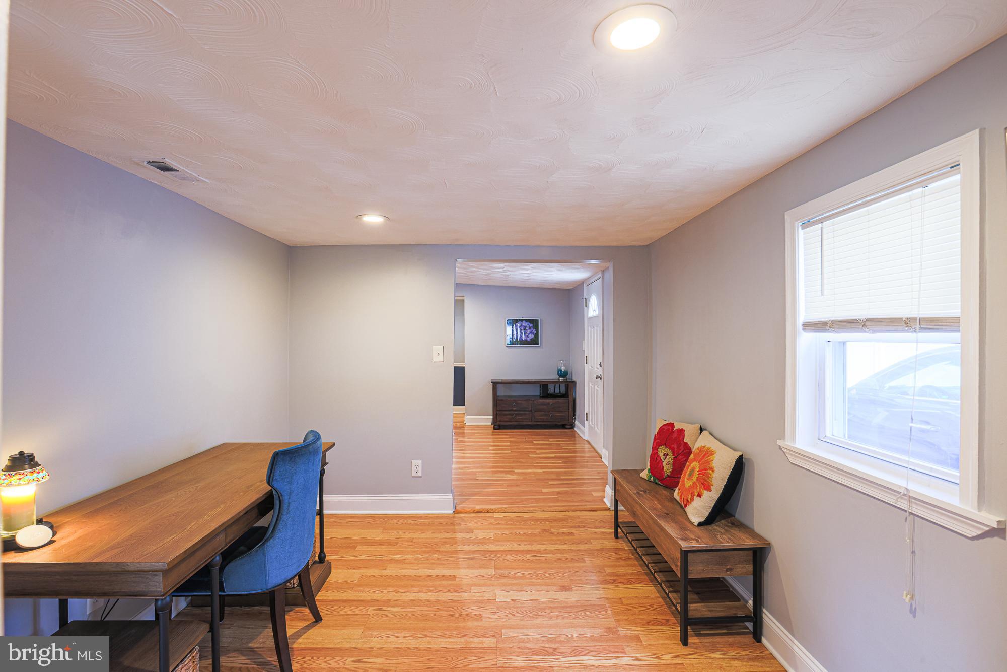 EDGEMERE - Residential