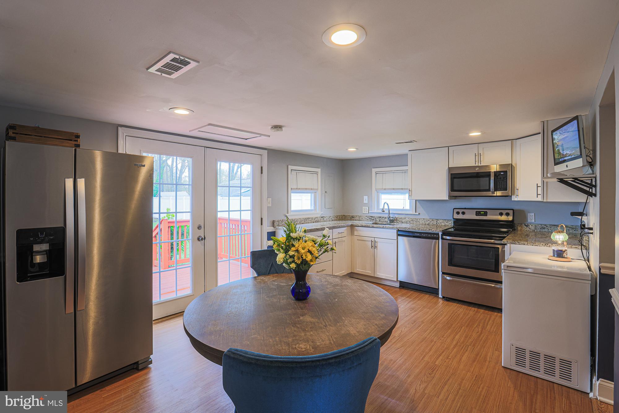 EDGEMERE - Residential