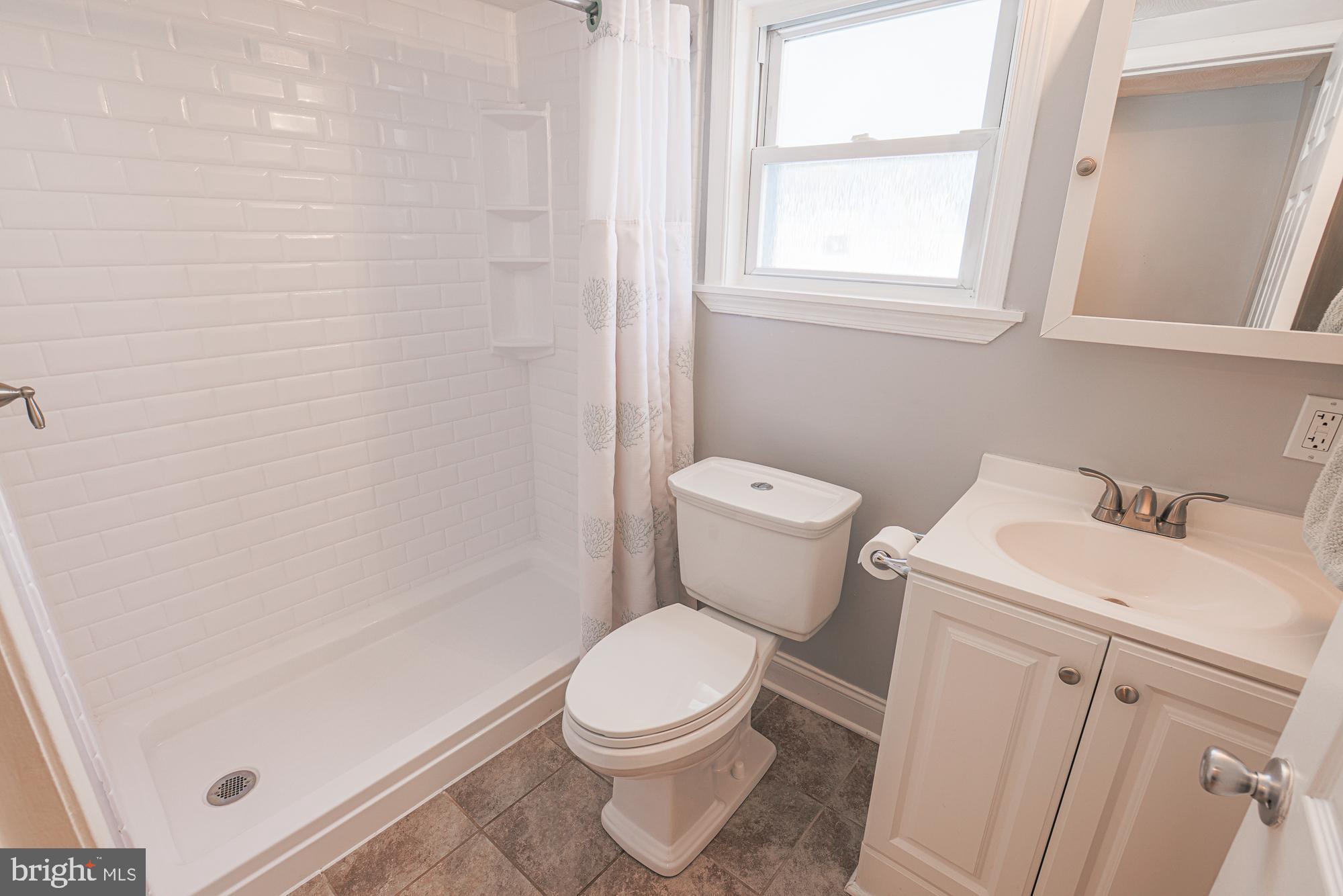 EDGEMERE - Residential