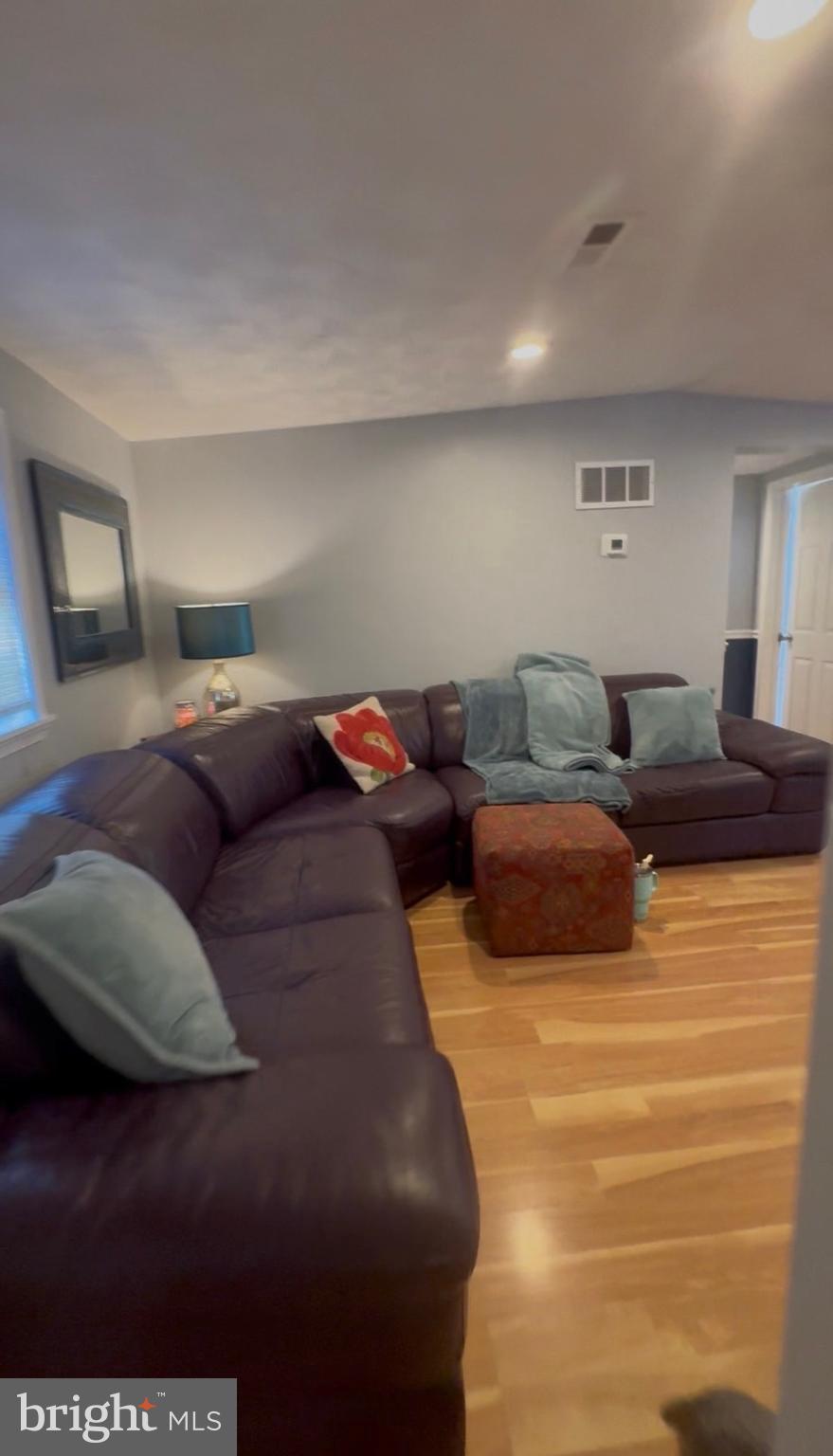 EDGEMERE - Residential