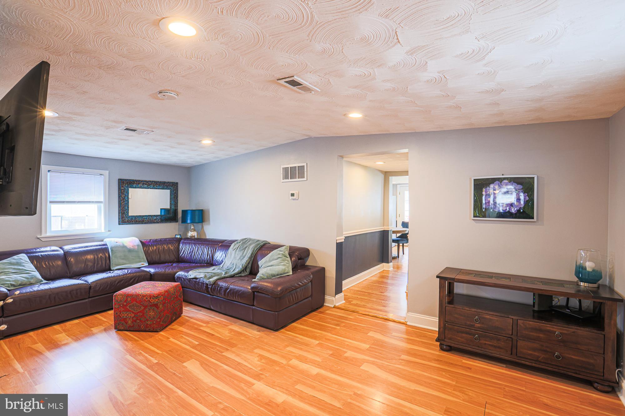 EDGEMERE - Residential