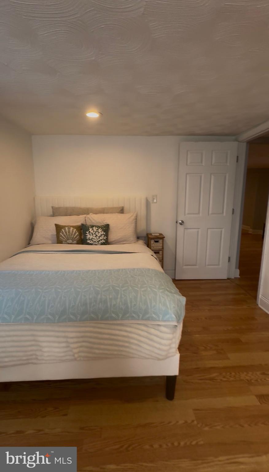 EDGEMERE - Residential